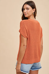 Annie Wear Women's Round Neck Short Sleeve Sweater - Versatile Layering Essential